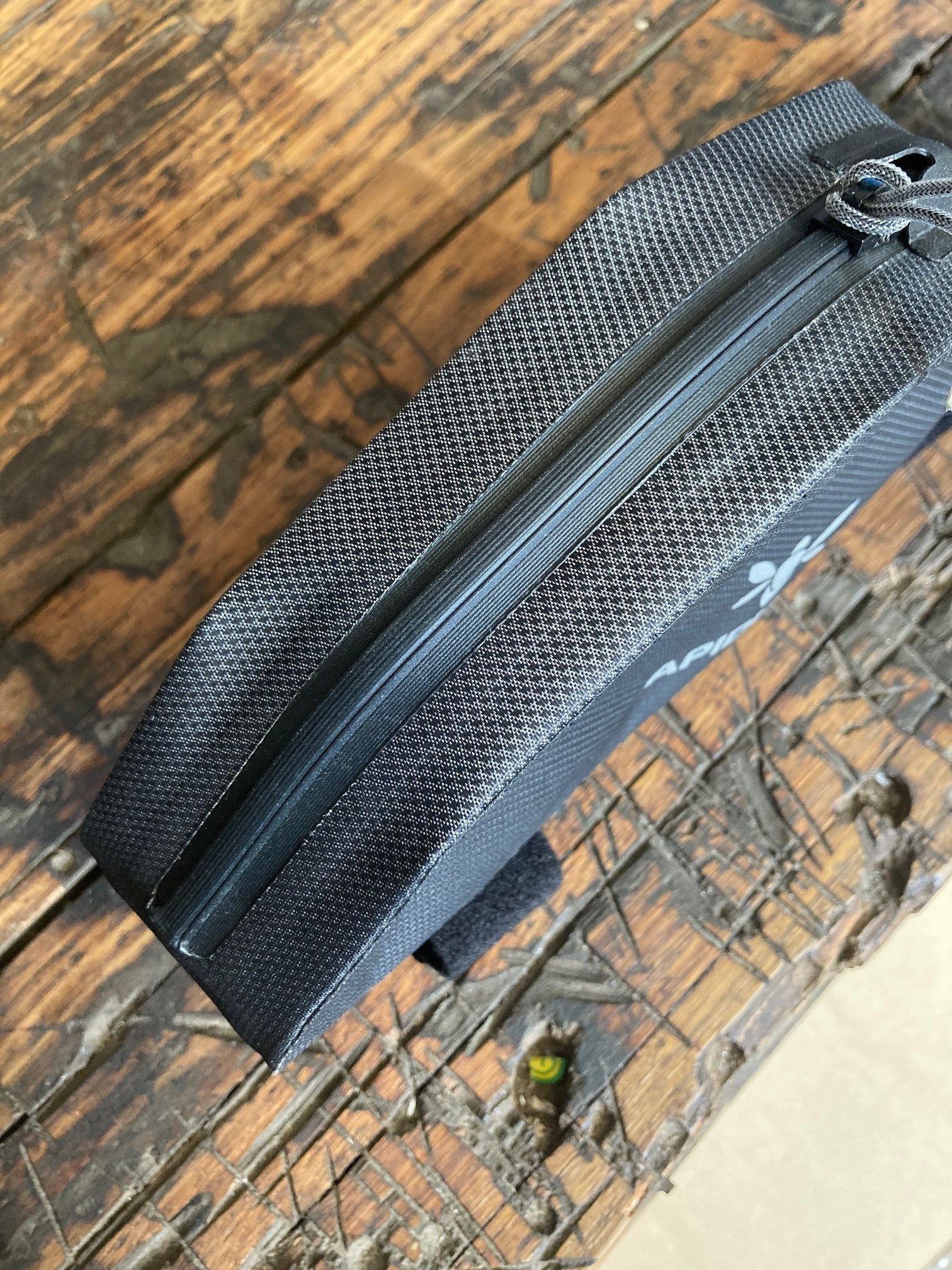 Apidura Expedition Top Tube Pack - Image 3