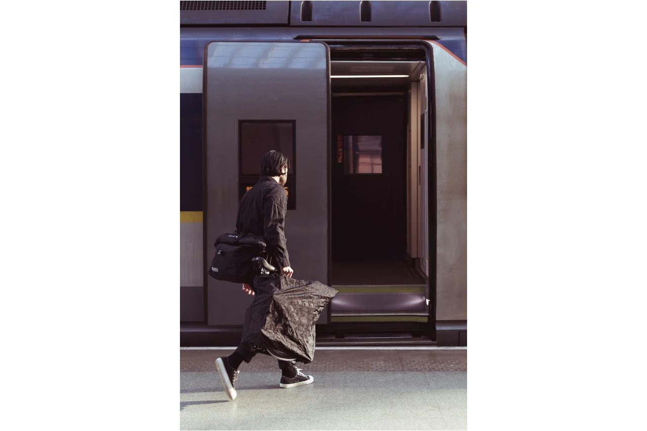 Brompton Transit Bike Cover with Integrated Pouch - Image 3