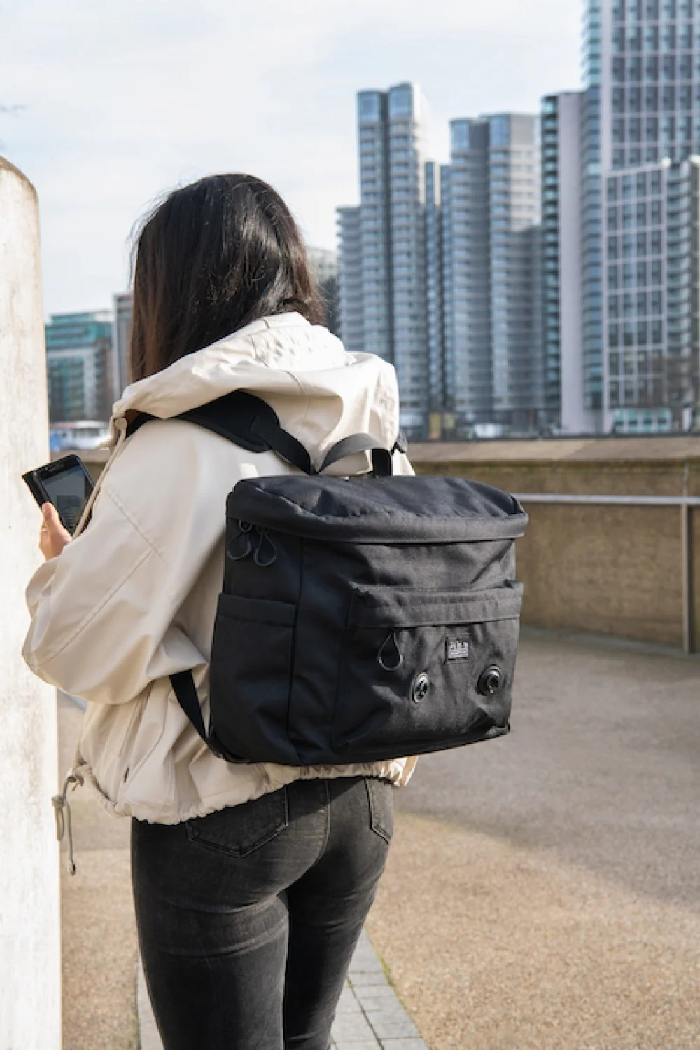 Brompton Metro Backpack Medium in Black 14L - Image 3