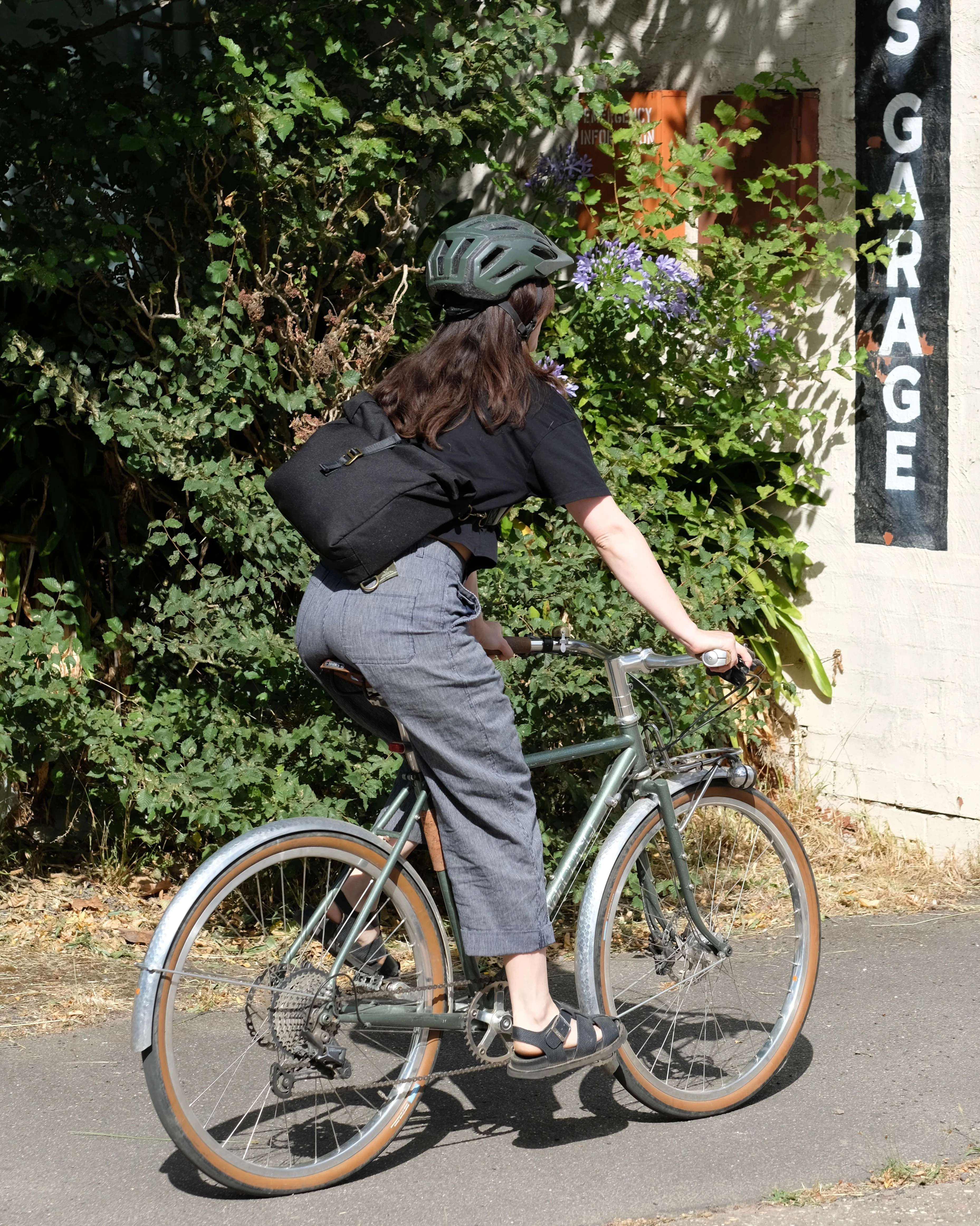 Framework Designs Echo Messenger Bag - Image 3
