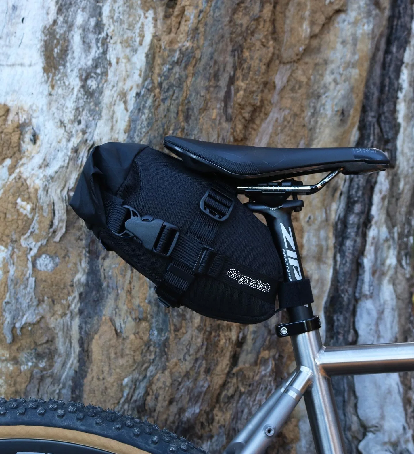Skingrowsback FlashPak Saddle Bag - Image 4