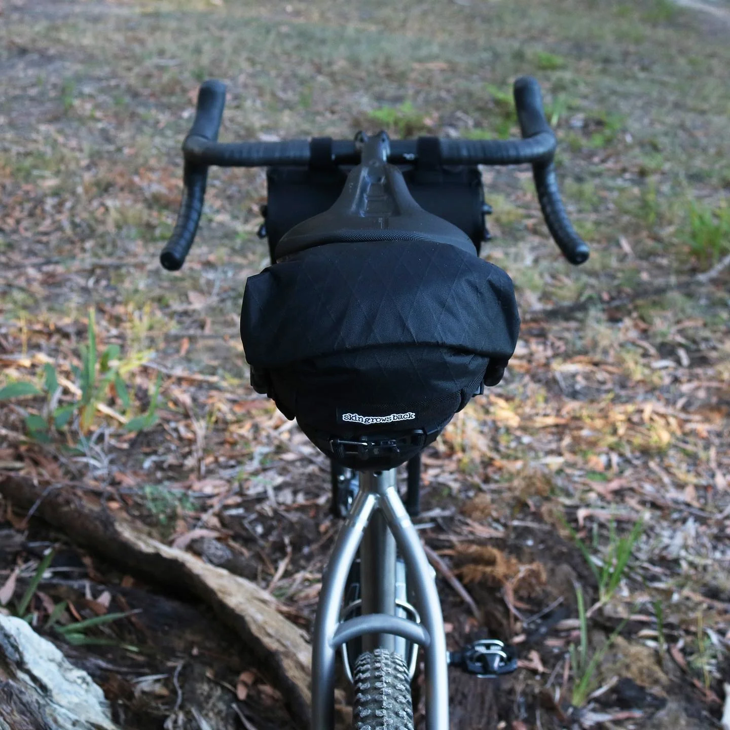 Skingrowsback FlashPak Saddle Bag - Image 5