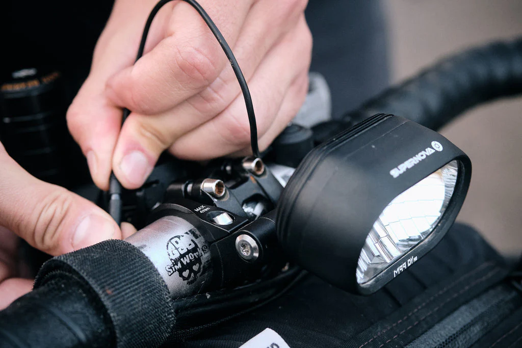 Supernova M99 DY Pro Dynamo Front Light (w/ high beam) Black - Image 7